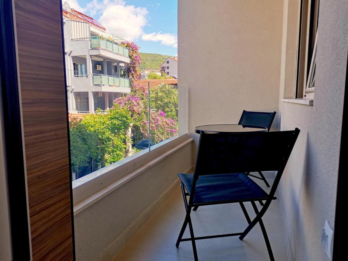 Apartments Lora Zmajeva, 7 Budva Buitenkant foto