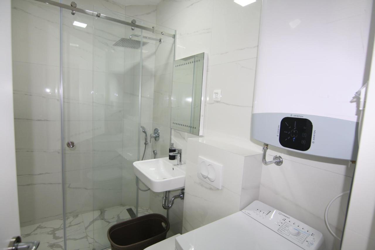 Apartments Lora Zmajeva, 7 Budva Buitenkant foto