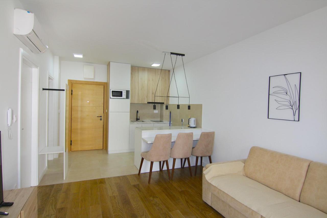 Apartments Lora Zmajeva, 7 Budva Buitenkant foto